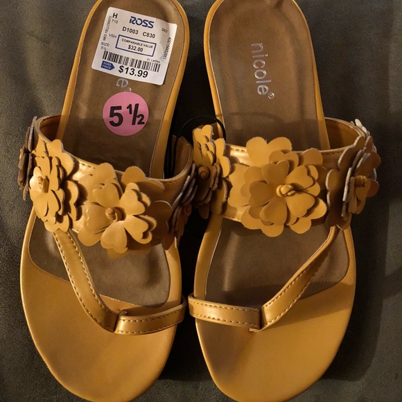 Girls Sandals - Picture 2 of 2